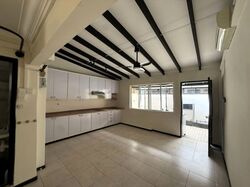 Stirling Road (Queenstown), HDB Executive #563615891